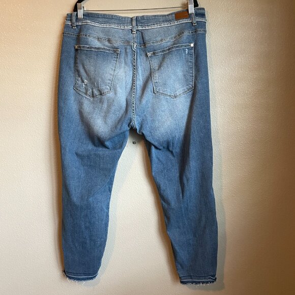 Judy Blue Jeans Skinny Fit Ripped Style JB82357MD-PL Size 20W - Picture 6 of 11